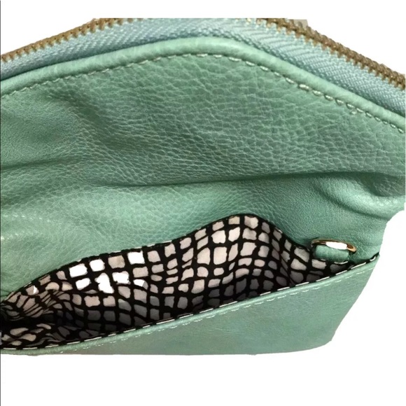 Urban Expressions Turquoise Clutch Crossbody Handbag - Picture 9 of 11